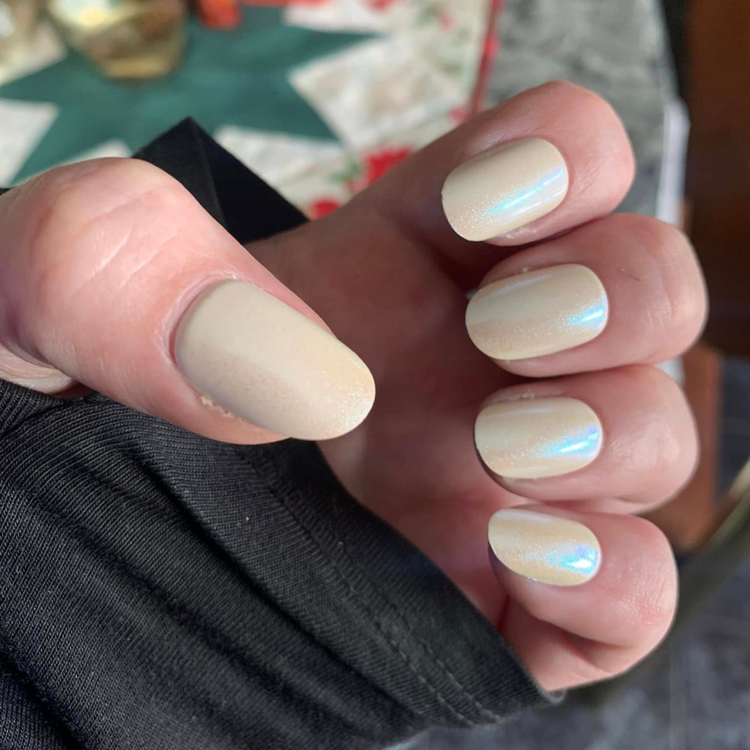 Chiffon Glazed - Oval Sustainable Nails