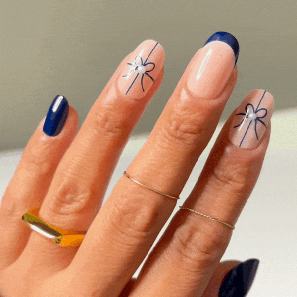 Christmas Giving - Oval Sustainable Nails