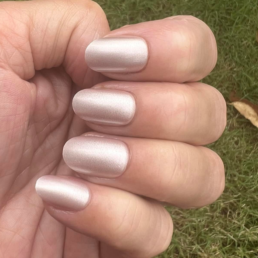 Biscuit Glazed - Oval Sustainable Nails