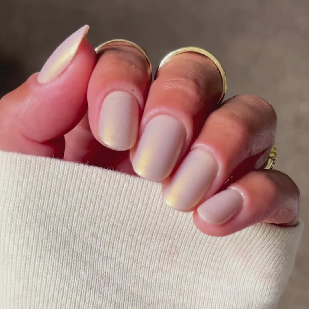 Fawn - Oval  Sustainable Nails